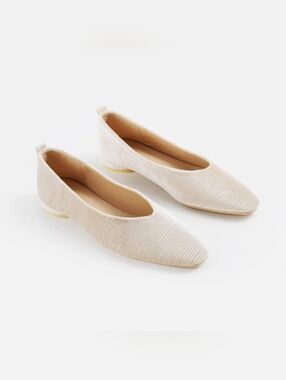 Pleated Flats